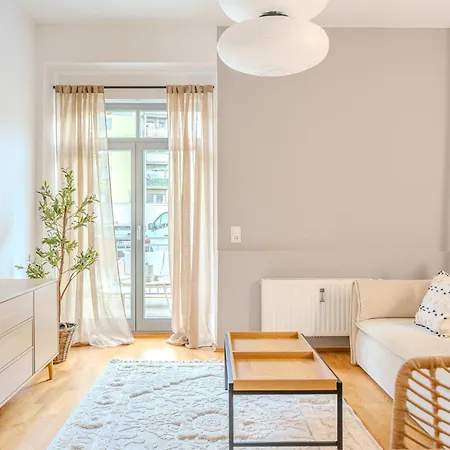 Hakuna Scandinaviansuite - Center - Free Parking Apartment