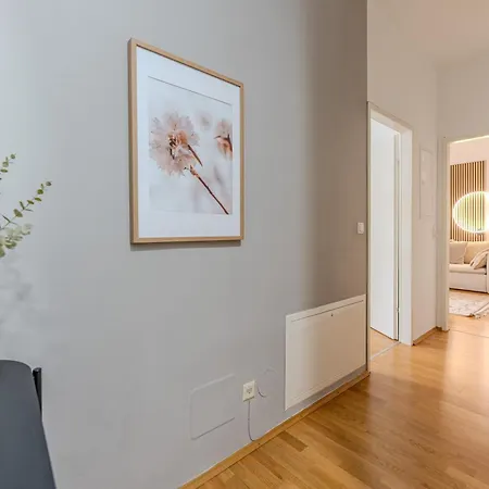 Hakuna Scandinaviansuite - Center - Free Parking Apartment *