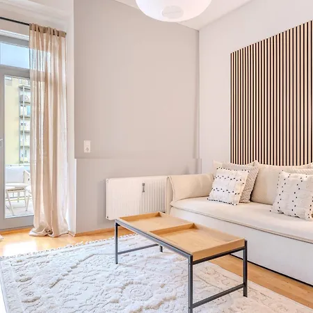 Hakuna Scandinaviansuite - Center - Free Parking *